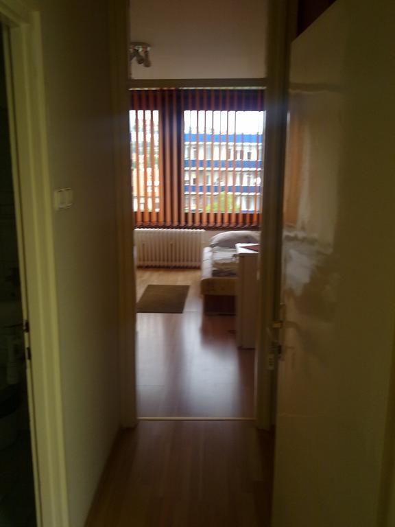 Eszterhazy Karoly Egyetem Hotel Егер Стая снимка