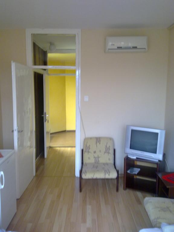 Eszterhazy Karoly Egyetem Hotel Егер Стая снимка